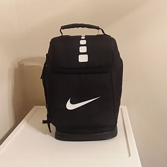nike elite fuel pack lunch tote bag